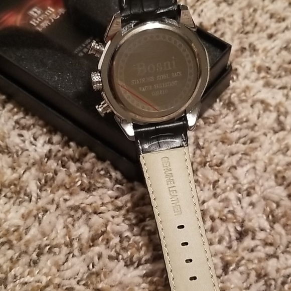 Men's Black Quartz Watch - Picture 3 of 4